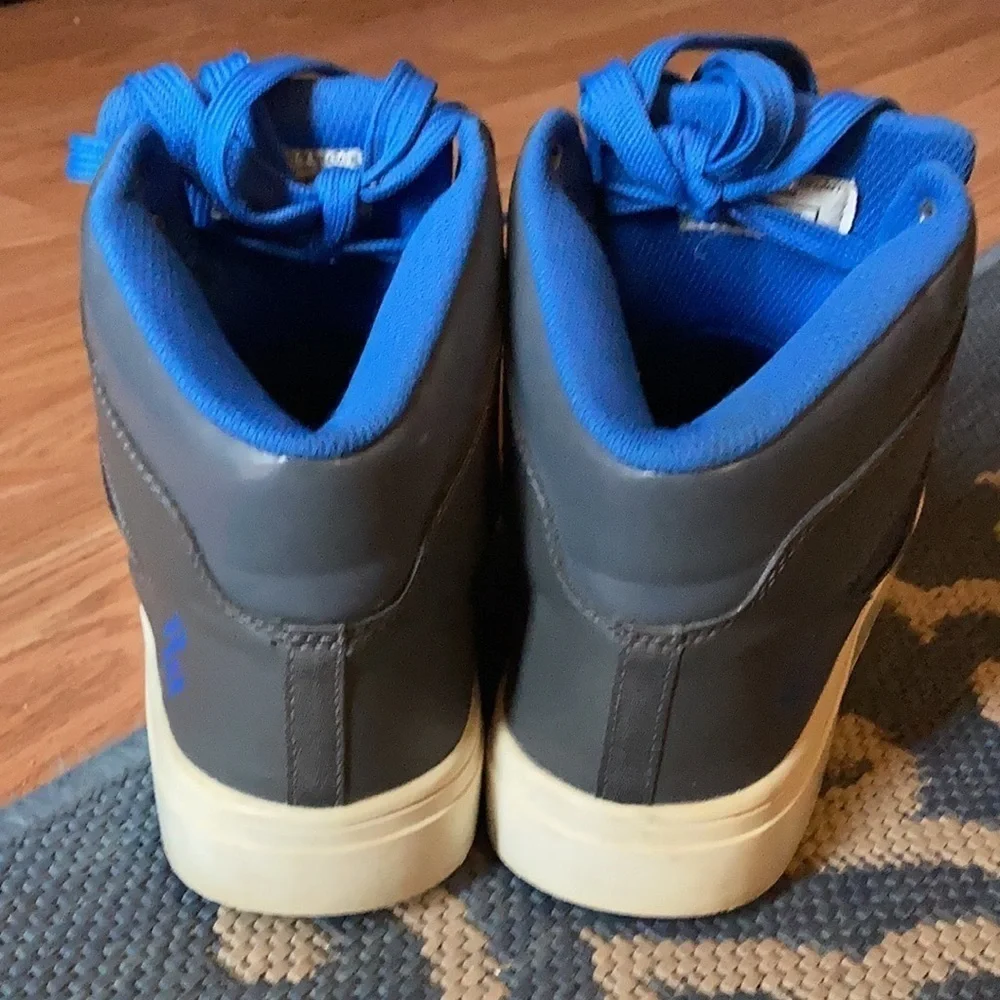 Men’s Rocawear shoes
